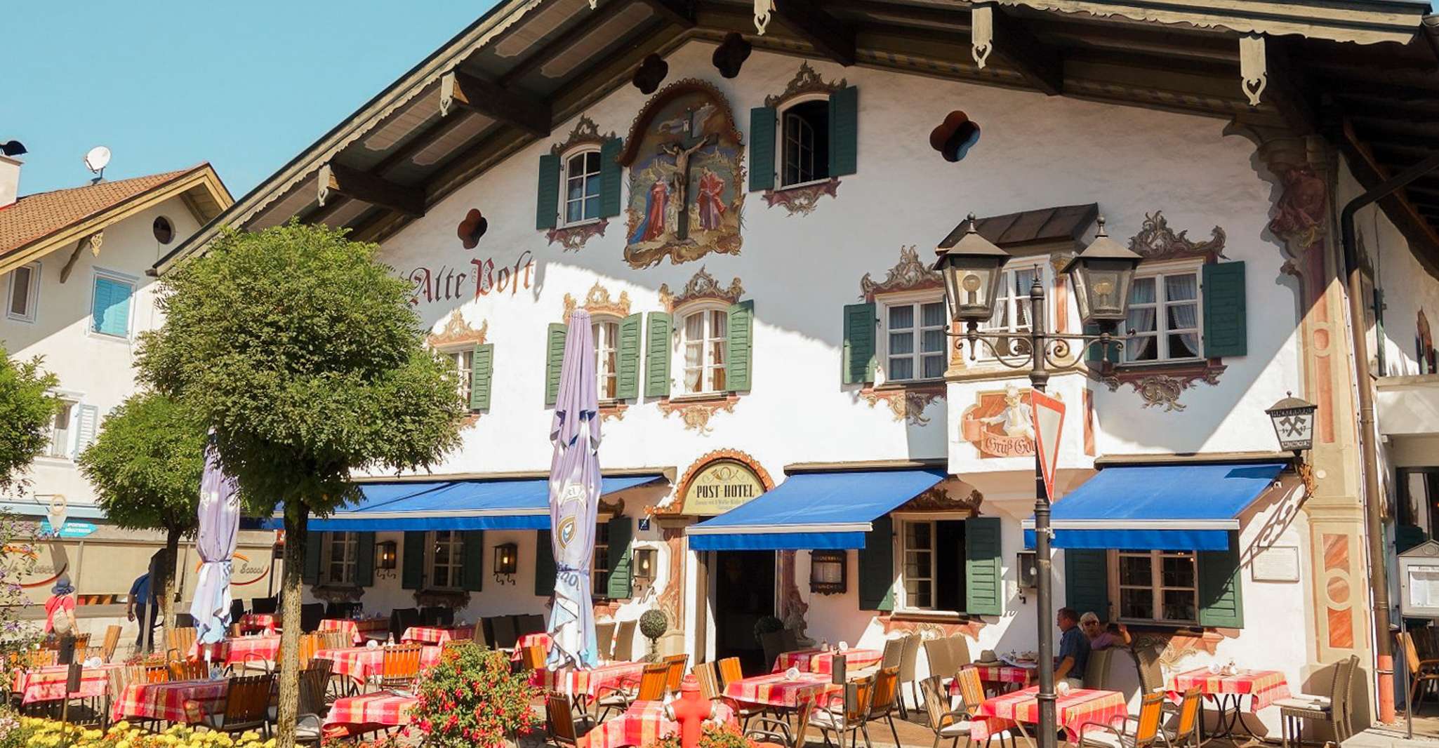 From Munich: Premium Neuschwanstein Castle & Linderhof Tour photo 8