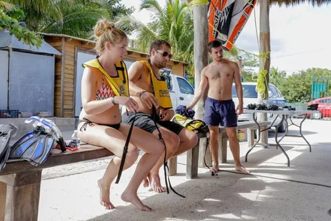 Cancun: Swim & Fly over the Sea