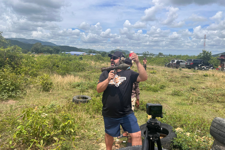 Phnom Penh Fire Range Cambodja, videodienst 30 USD extra