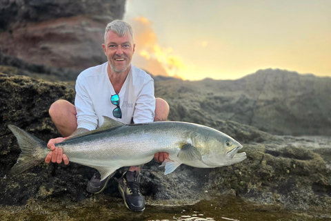 Lanzarote: Guided Shore Fishing Trip with Gear & Guide