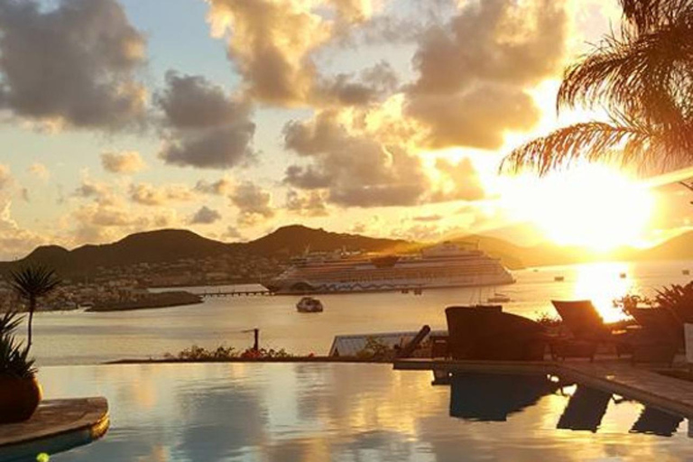 St. Kitts: Beach Transfer and City Highlights Tour