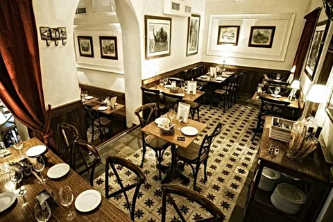 Sevilla: Tapasmiddag och flamencoshow