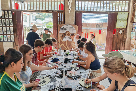 Yangshuo: Peng Family Fan Painting Workshop in Fuli Fan Painting Workshop