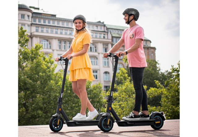 Parigi: tour della città in scooter elettrico con una guida locale