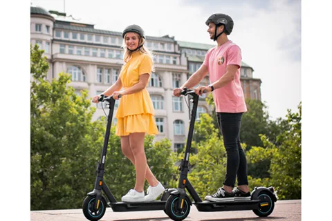 Paris: Small-Group E-Scooter Tour with a Local Guide