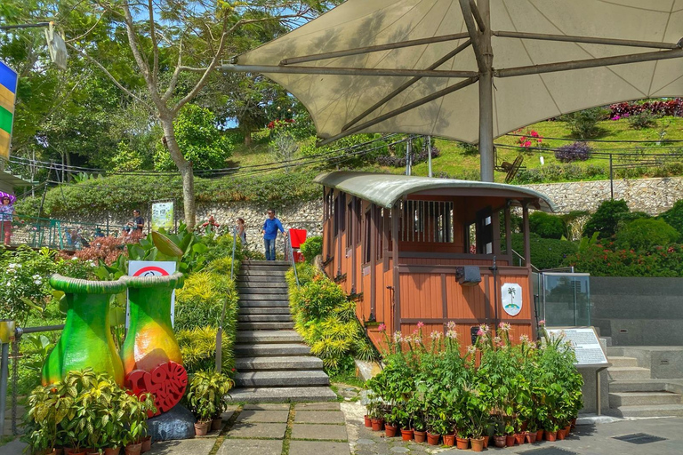 Penang: Iconic Temples and Penang Hills Half-Day Tour Iconic Temples and Penang Hill Half-Day Private Tour