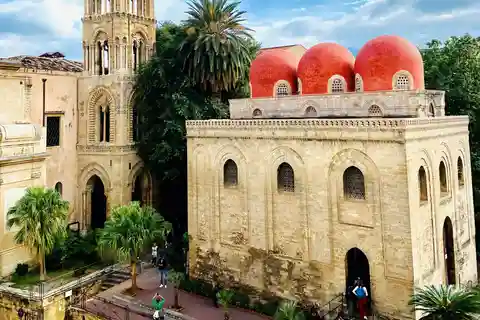 Historia árabe-normanda de Palermo y mercados famosos y comida callejera