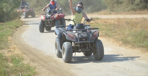 Kuşadası: Pamucak Quad Bike Safari with Beach Stop & Pickup