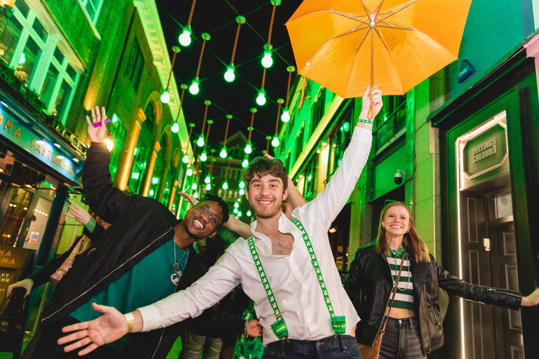 London: Pub Crawl and Nightlife Tour