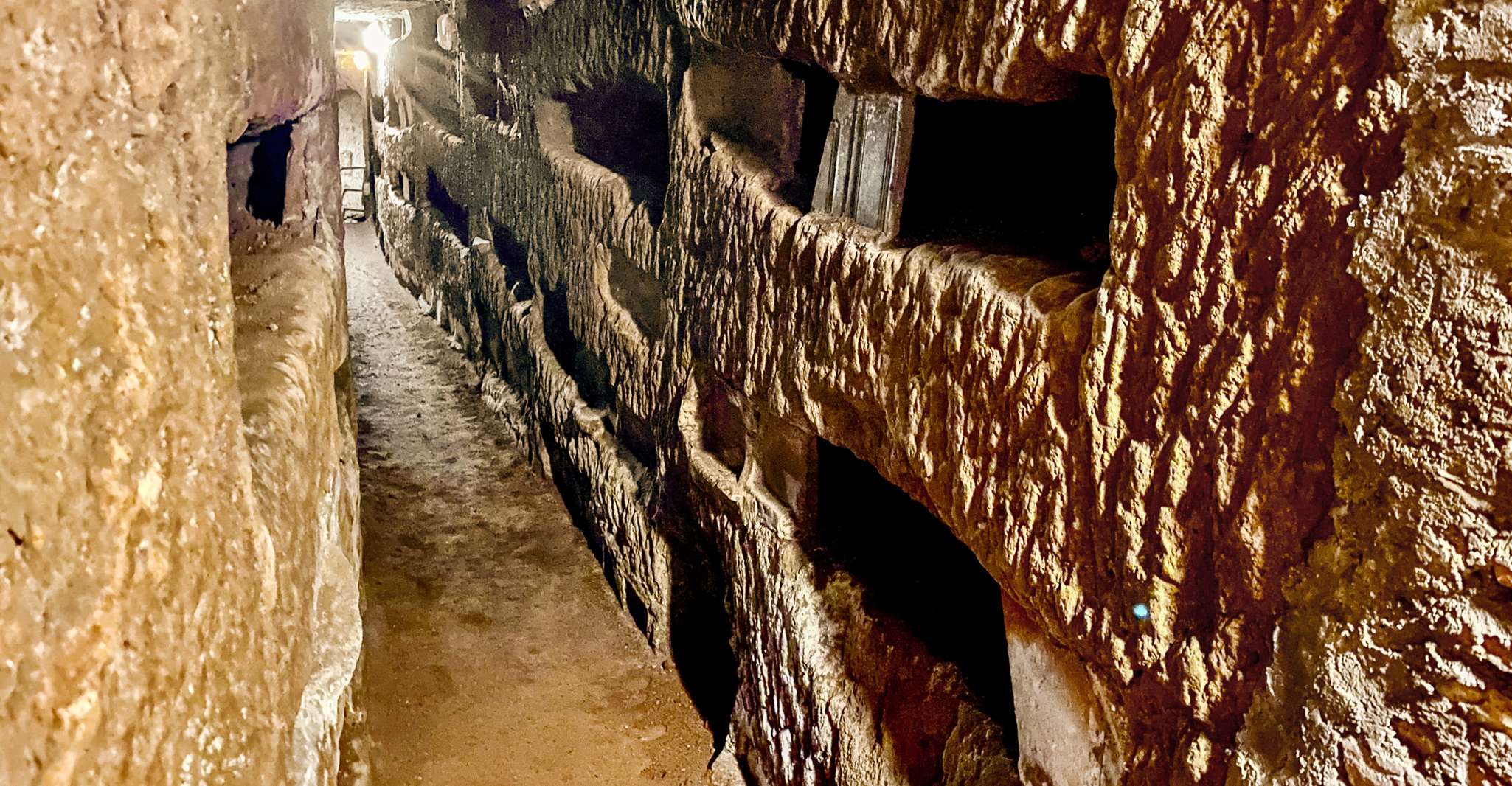Rome, Guided Roman Catacombs Tour with Transfers - Hizvo