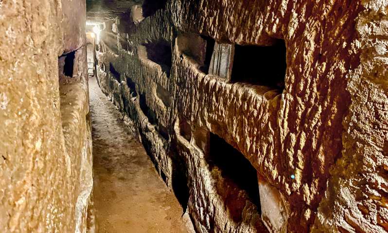 Roma: Guidet omvisning i de romerske katakombene med transport