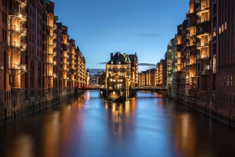 Hamburg: Speicherstadt & Hafencity zelf rondleiding met audiogids