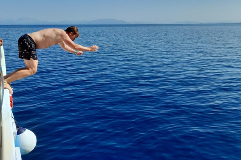 Kefalonia: Island Crossing, Zakynthos Navagio & Blue Caves
