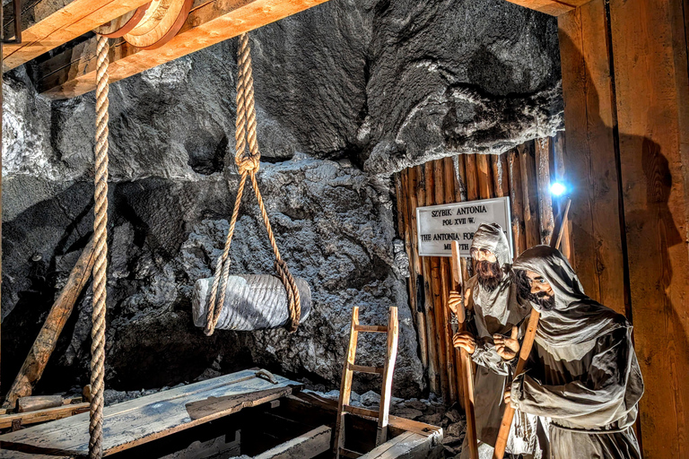 Krakow: Wieliczka Salt Mine Guided Tour