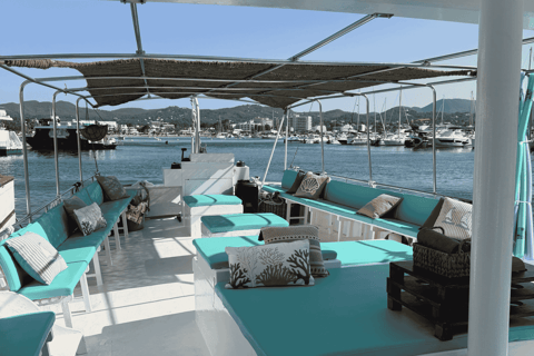 Ibiza: Sea Caves and Snorkeling Cruise with Drinks & Tapas