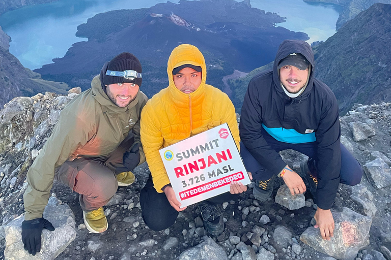 Lombok: Mount Rinjani 3-Day Trek with Summit and Lake