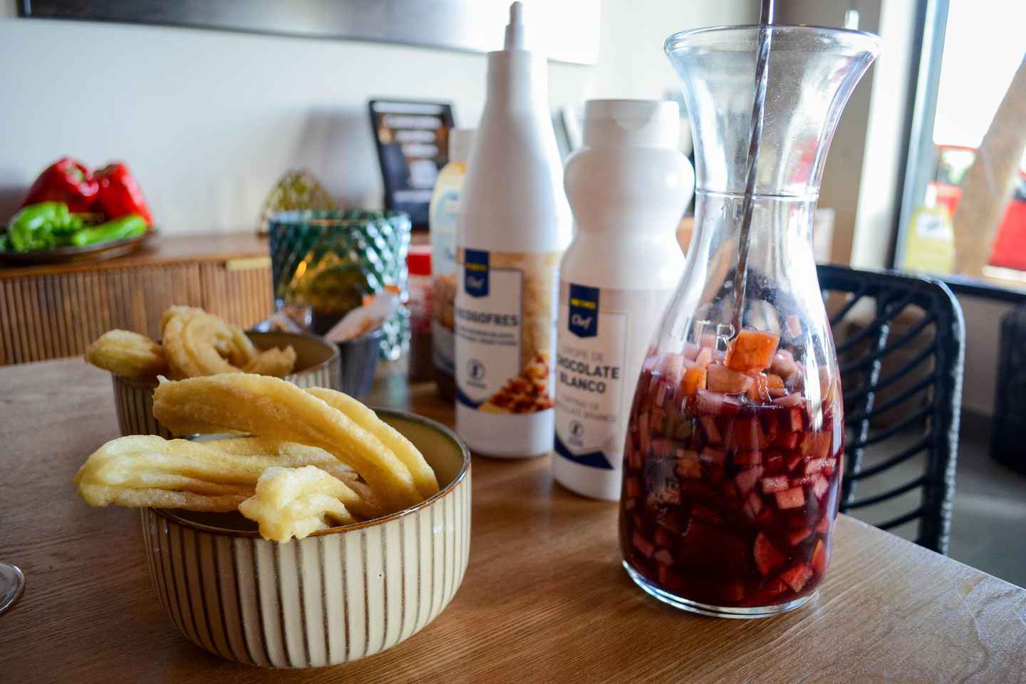 Malaga: Authentic Paella Cooking Class with Sangría