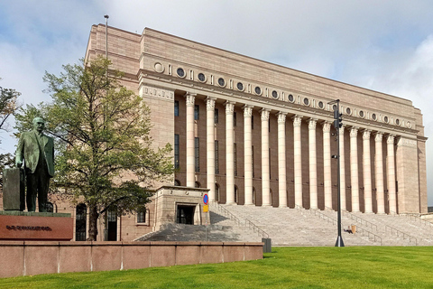 赫尔辛基：私人机场接送服务 + 1小时城市亮点之旅