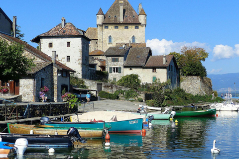 Évian, Yvoire & Village des Chèvres - Private van from Montreux