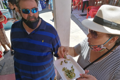 Cancún Delícia gastronómica: Mercados locais e festa de comida de ruaPonto de encontro Cancun Downtown