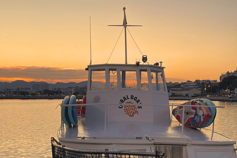 ألكوديا: رحلة بحرية وقت الغروب مع تذوق النبيذ والجبن