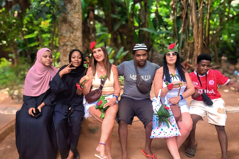 جولة في مزرعة التوابل في زنجبارجولة في مزرعة توابل زنجبار