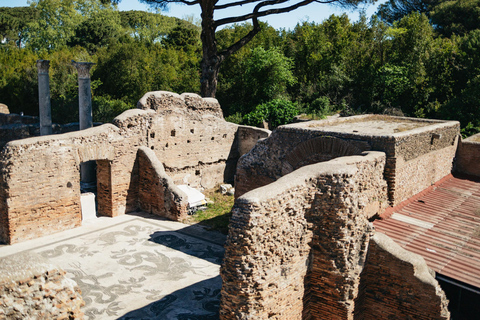 De Roma: Viagem de 1 dia de trem com guia para Ostia Antica