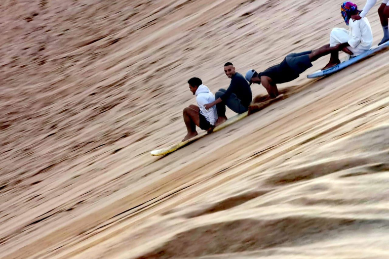 Vanuit Agadir: Sandboarden en quad rijden in de duinen van Timlaline