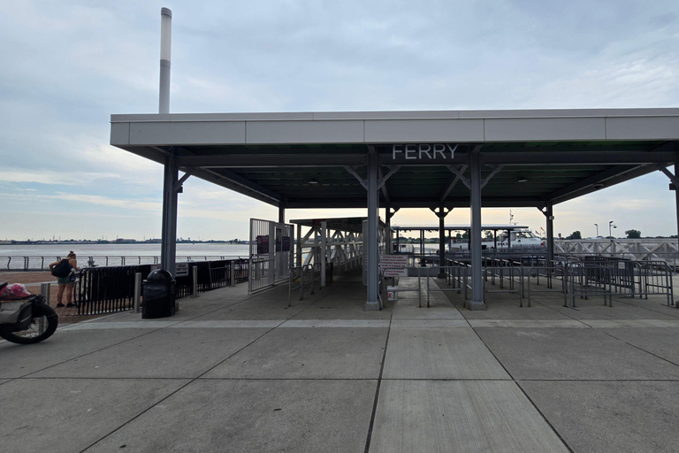 A Walking History Tour of Miss River in New Orleans