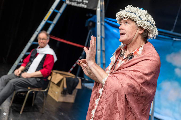 Comedy Dresden: Ticket for the comedy "Zwei Genies am Rande des Wahnsinns"