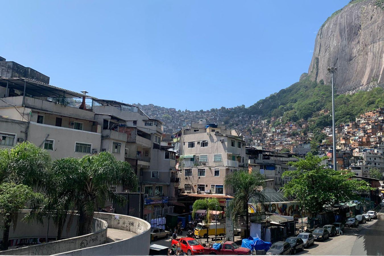 Rio de Janeiro: 3-hour tour of the Rocinha favela with local guide