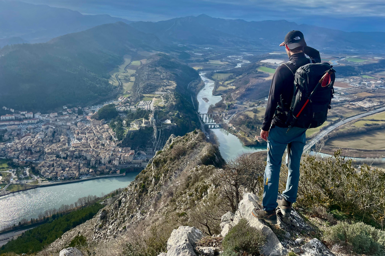 Vertigo hike: the Trou de l'Argent cave from Sisteron
