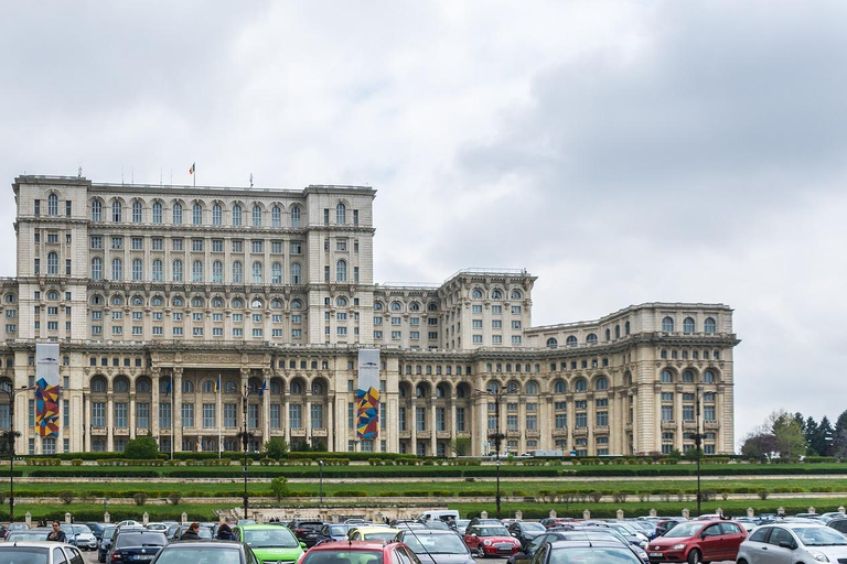 Communist Bucharest Scooter Tour: Ceaușescu & Revolution