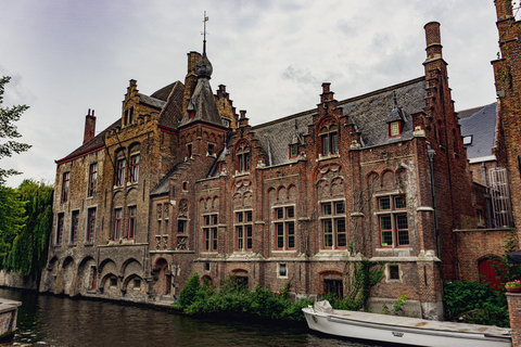 Bruges Unveiled: Exclusive Walking Adventure