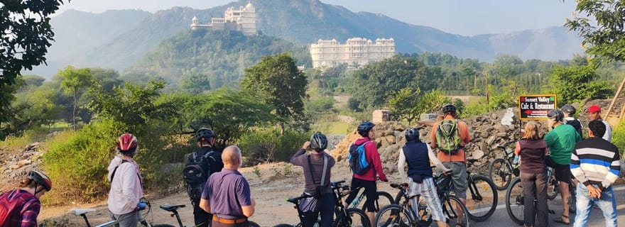 Udaipur : visite privée à vélo autour du lac avec rafraîchissements