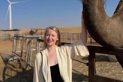 Riyadh: Edge of the World Tour with Snacks and Coffee