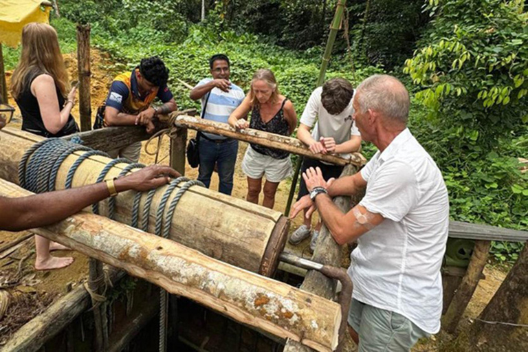 From Colombo: Ratnapura Gem Mine Tour with Guide