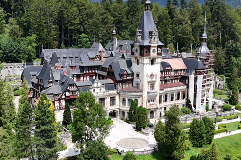 Brașov Day Tour : Bran Dracula’s Peleș & Wednesday Castles