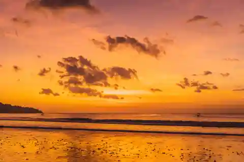 Bali: Bali Sunset Romantic Trip, Private tour, Luxury Car