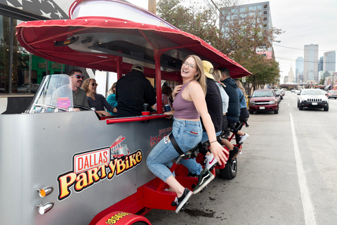 La fête du vélo à Dallas dans le quartier de Deep Ellum