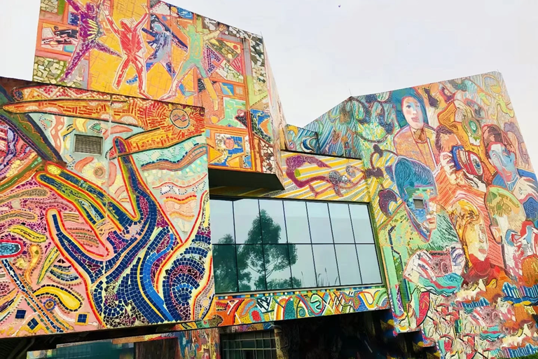 Chongqing: 5-Day Private Tour with Hotel & Transfers 8 people in an independent group