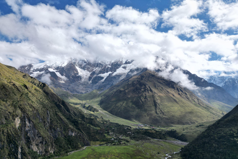 Cusco: Humantay Lagoon Hike with Luxury Domes with Alpacas