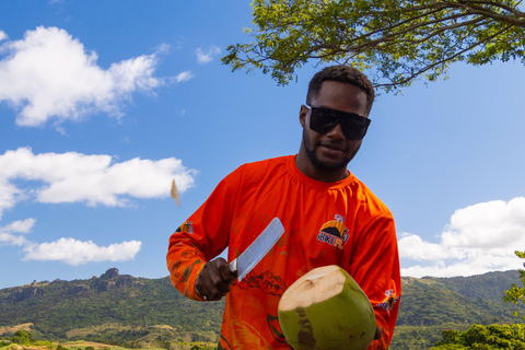 Off-Road E-Bike Tour mit ortskundigen Guides