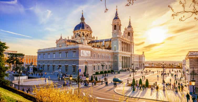 Essential Madrid: Walking Tour of the Historic Center photo 2