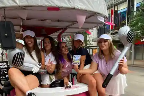 Belfast: tour di 2 ore tra i pub in party bike