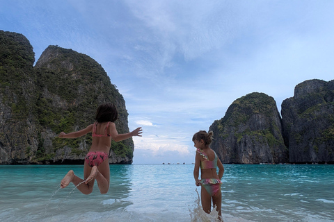 Krabi: Phi Phi Small Group Tour & Early Maya Bay with lunch