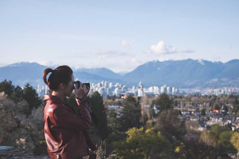 Vancouver: Guided Sunset Tour with Photo Stops