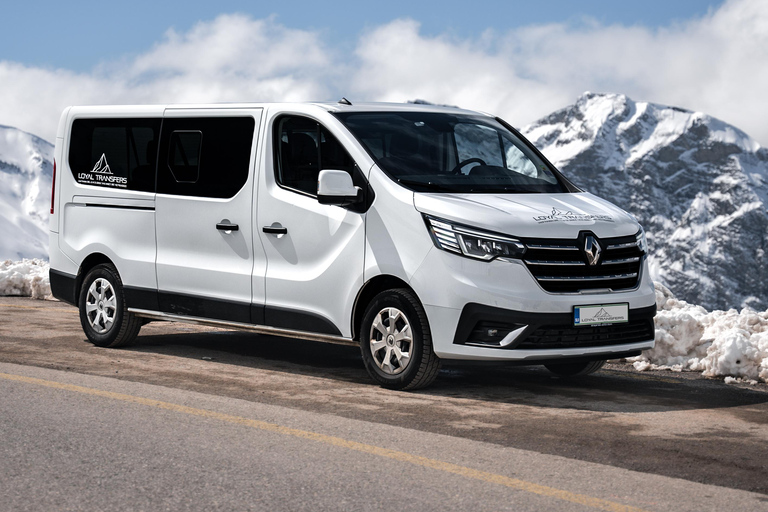 Chamonix: Private Transfer from Geneva with Wi-Fi and Water