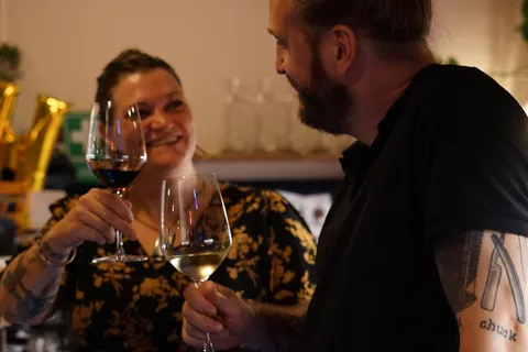 Ungersk vinprovning på 8 nivåer i en mysig vinbar i centrum