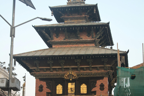 One-Day Private Vehicle Sightseeing Tour – 6 Points